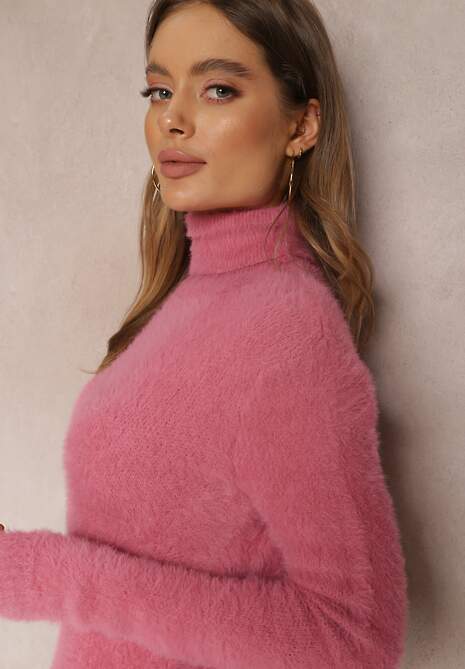 Ciemnoróżowy Golf Wełniany Cheki