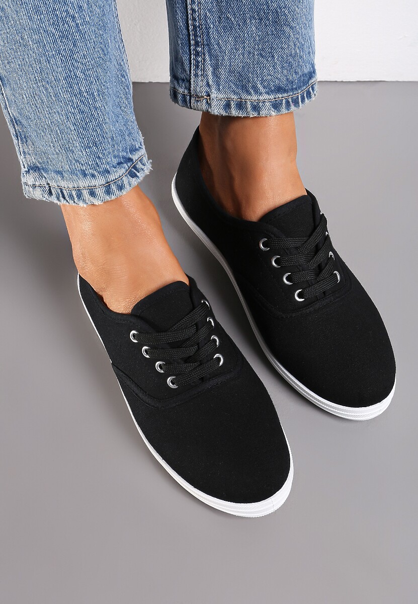Czarne Klasyczne Sznurowane Tenisówki na Płaskiej Podeszwie Efona