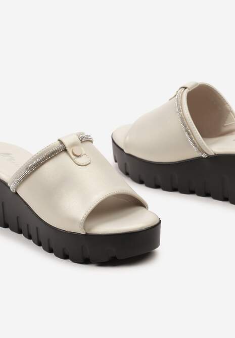 Złote Casualowe Klapki na Koturnie Ozdobione z Przodu Cyrkoniami Cariad