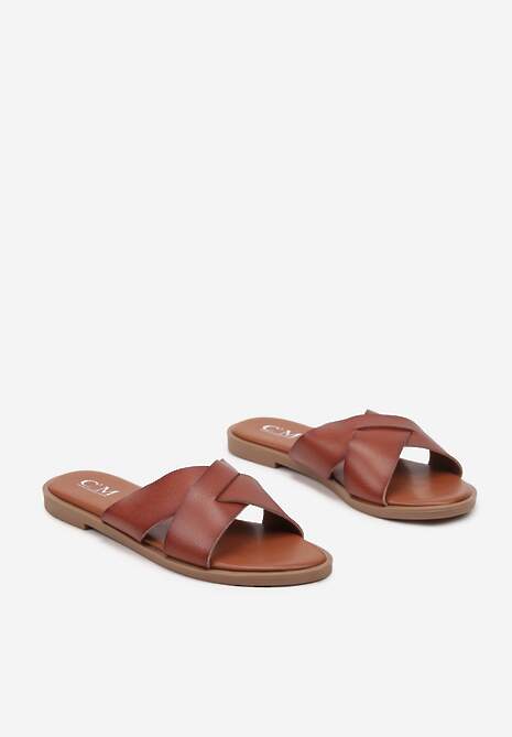 Brązowe Klapki na Płaskiej Podeszwie z Szerokimi Paskami Fonnara