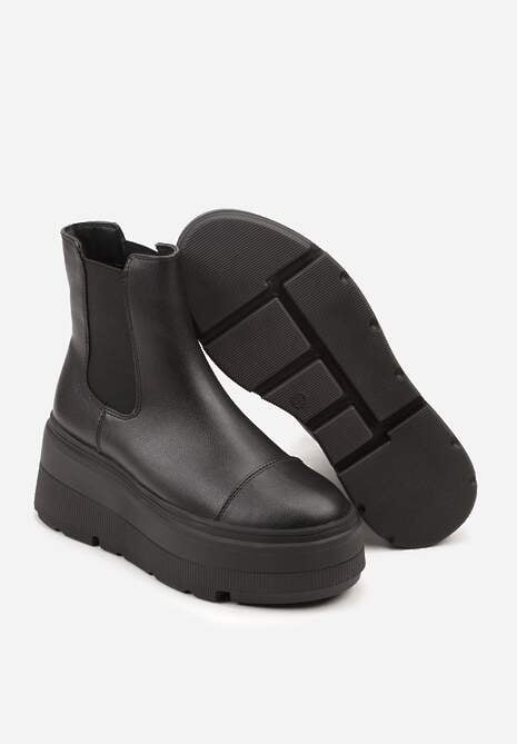 Czarne Botki Vices na Platformie o Fasonie Sztybletów Radvire