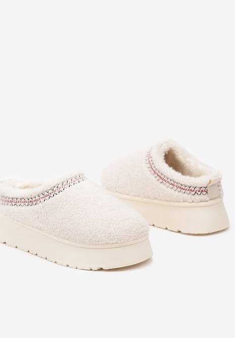 Beżowe Śniegowce na Platformie Ozdobione Haftem i Niską Cholewką Zinnicira