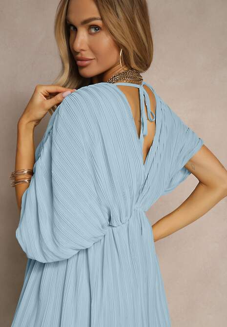 Niebieska Luźna Sukienka Wiązana na Szyi Taliowana z Rozkloszowanym Dołem Napovira