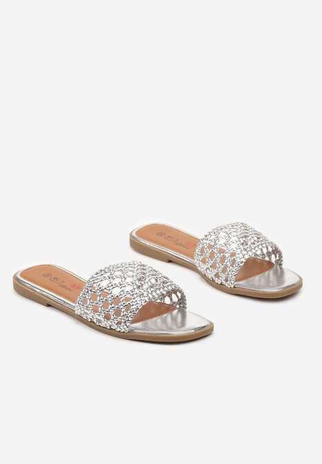 Srebrne Casualowe Klapki na Płaskiej Podeszwie z Ażurowym Paskiem Ellnara