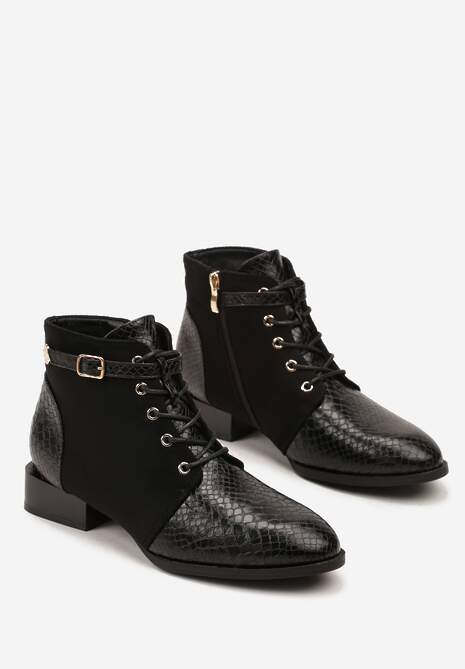 Czarne Botki Vices ze Wstawkami Imitującymi Skórę Węża i Sprzączką Gelrina