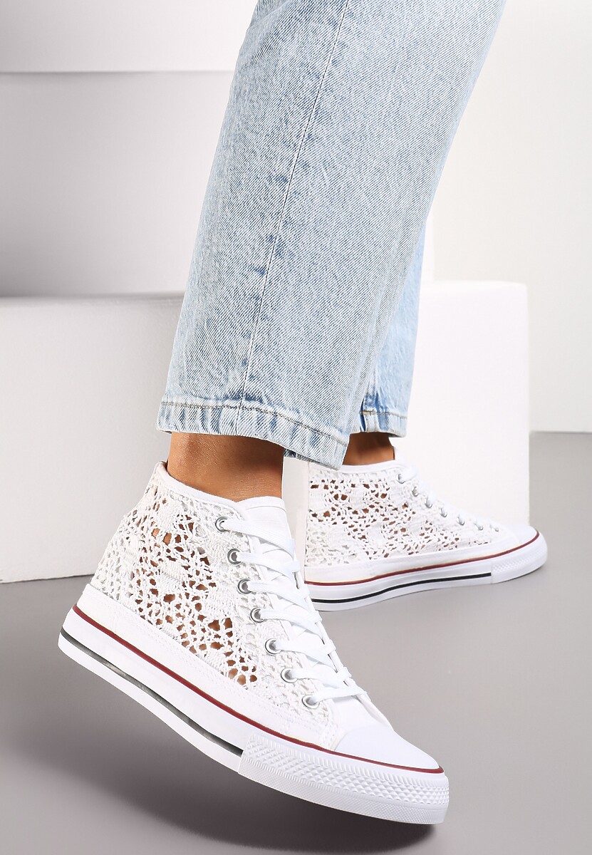 Białe Sznurowane Trampki Ozdobione Ażurowym Wzorem Bokra