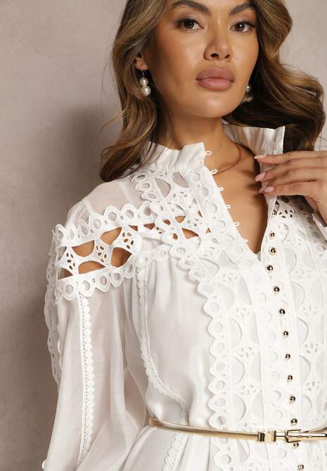 Biała Koszulowa Sukienka Mini z Paskiem Zdobiona Koronką Organdi