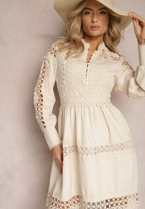 Beżowa Koronkowa Sukienka z Ozdobnym Dekoltem Sweeney