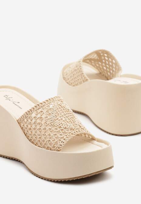 Beżowe Klapki na Koturnie z Szydełkową Cholewką o Ażurowym Splocie Solnna