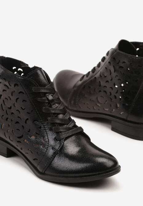 Czarne Ażurowe  Botki z Ozdobnym Sznurowaniem Efadira