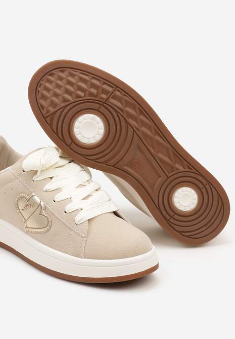 Beżowe Sneakersy z Naszywką w Kształcie Serc Usitala