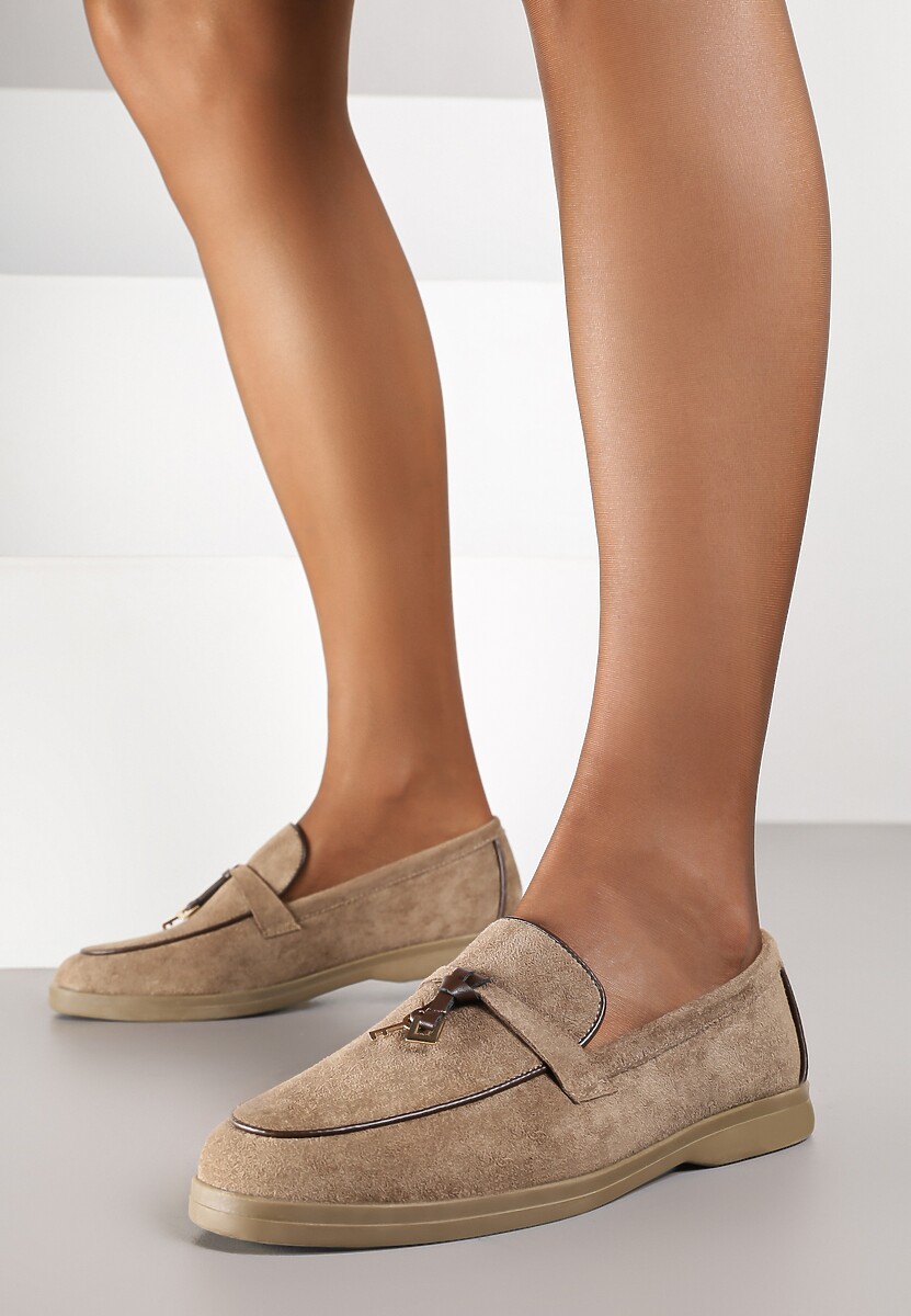 Ciemnobeżowe Klasyczne Mokasyny z Ekozamszu Deorielis