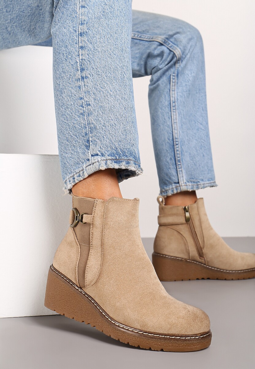 Beżowe Botki Sztyblety na Koturnie Ozdobione Metaliczną Aplikacją Savianae