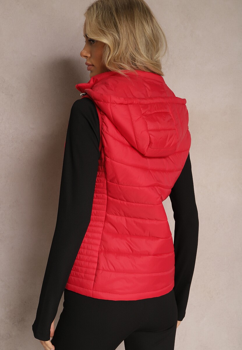 Czerwona Kamizelka z Kapturem Pikowana Chela