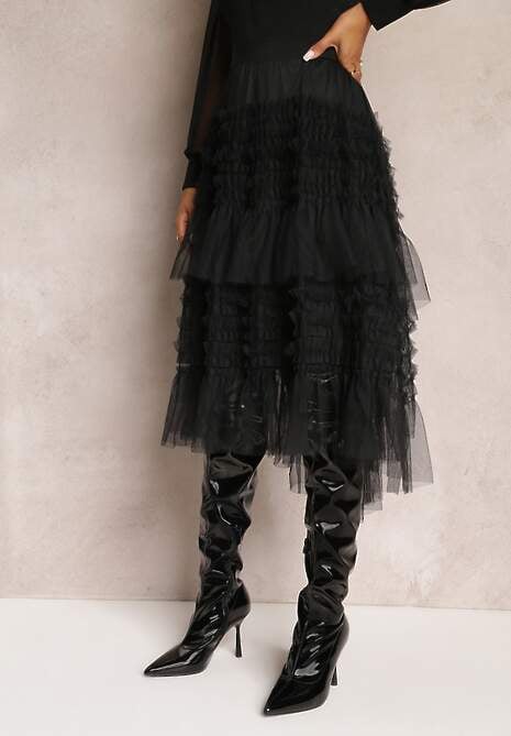Czarna Spódnica Rozkloszowana z Falbankami i Siateczką Solowai