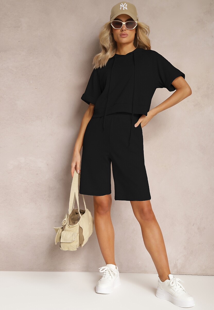 Czarny Komplet Dresowy Bluza z Kapturem i Krótkimi Rękawami oraz Szorty Choana