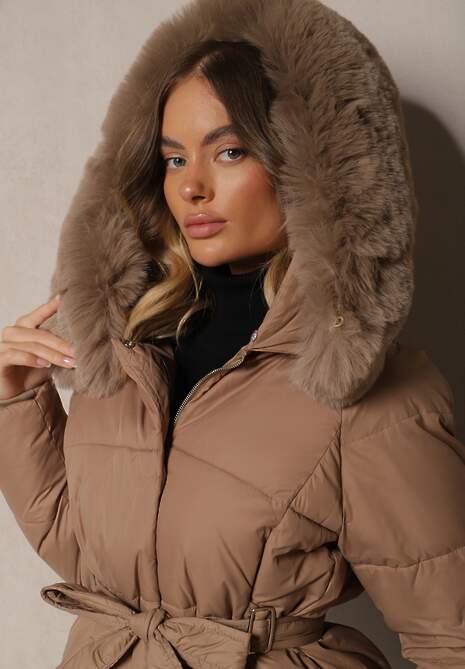 Beżowa Kurtka Pikowana z Kapturem i Odpinanym Kołnierzem Wiązana w Pasie Sialwenna