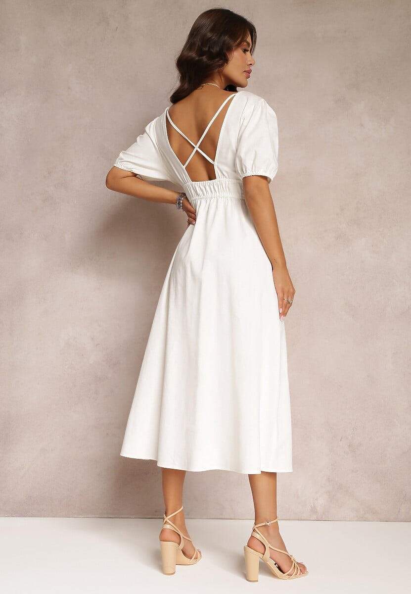 Biała Sukienka Midi z Gumką w Talii ze Skrzyżowanymi Paskami na Plecach Jorlyn