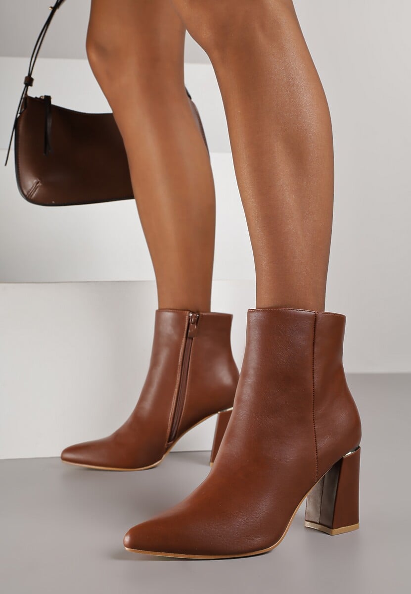 Ciemnobrązowe Botki na Słupku Vices Ozdobione Przeszyciem Illvine