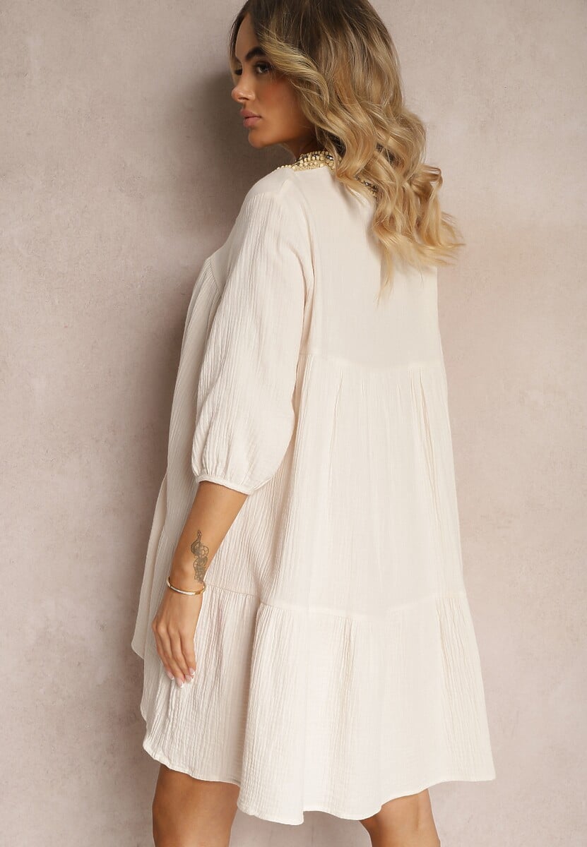 Beżowa Rozkloszowana Sukienka Mini Ozdobiona Plecionką Przy Dekolcie Rufta