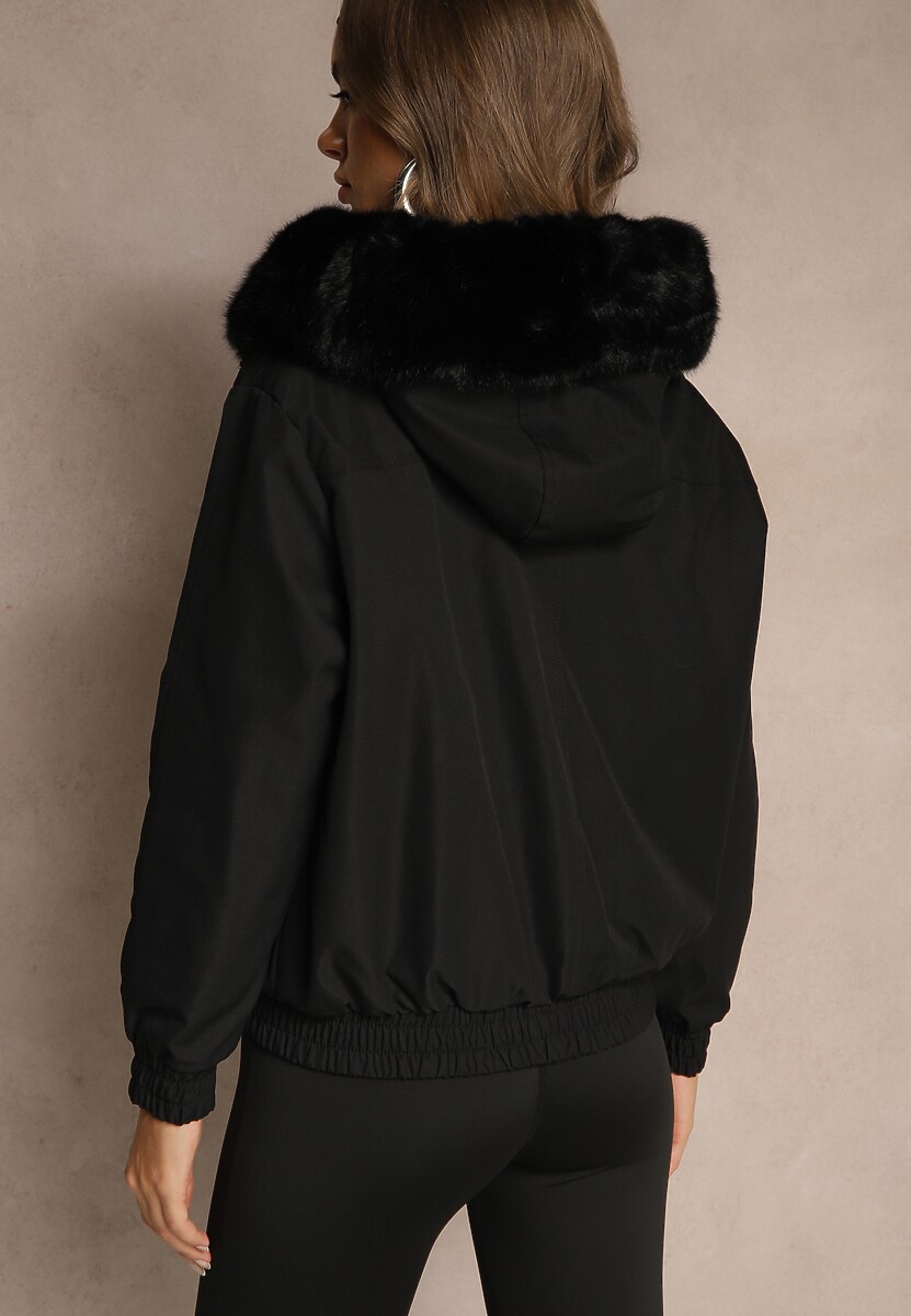 Czarna Kurtka o Kroju Bomberki z Kapturem i Futerkiem Rafenea