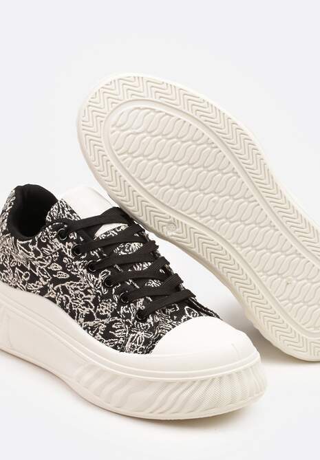 Czarne Trampki na Platformie z Tłoczeniem Ozdobione Abstrakcyjnym Wzorem Desanovia