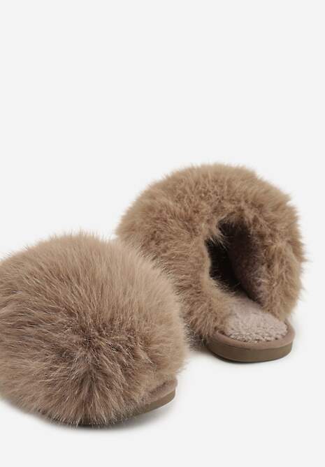 Brązowe Miękkie Kapcie Ozdobione Długim Włosiem Cendria