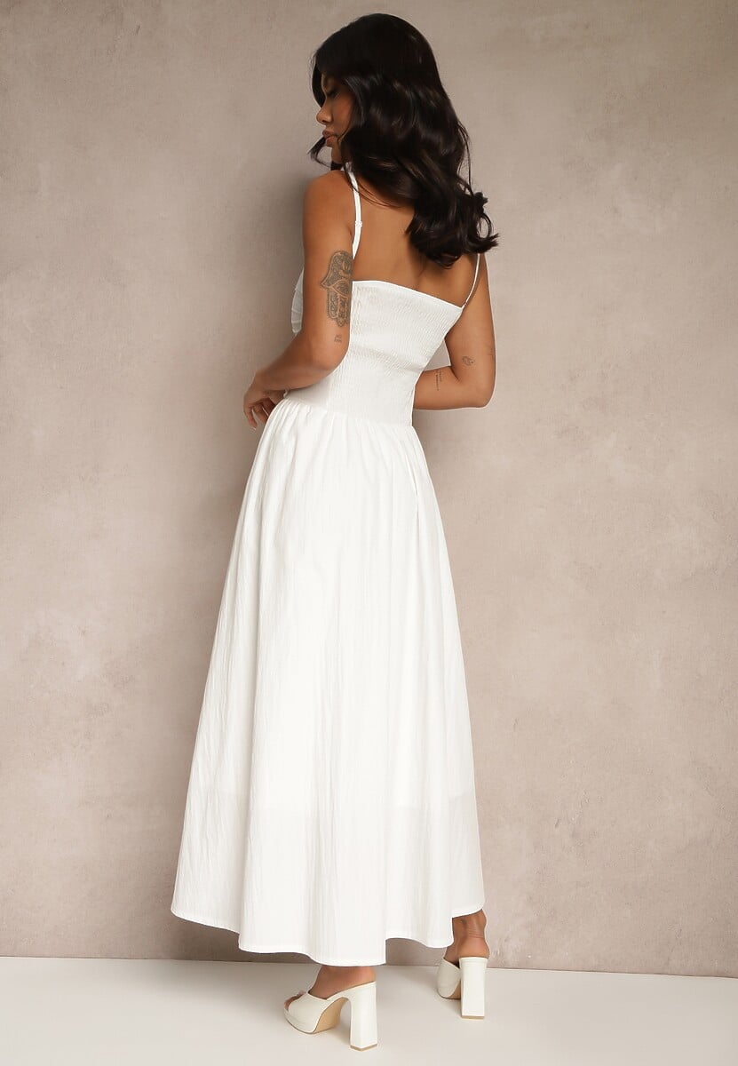 Biała Sukienka z Wiskozy z Bawełną Ozdobiona Zakładką Atellana