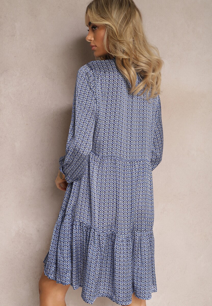 Niebieska Trapezowa Sukienka z Chwostami i Rozkloszowanym Dołem Bleva