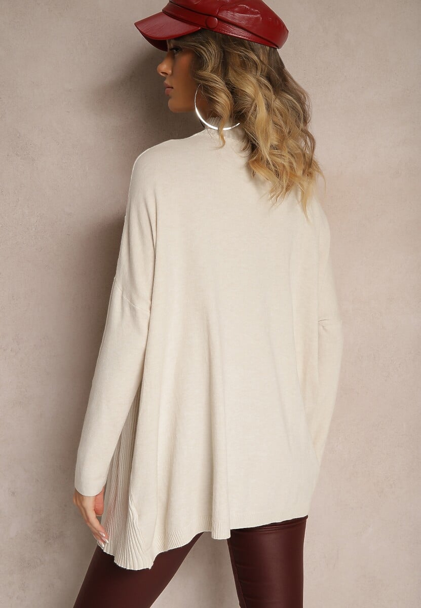 Jasnobeżowy Asymetryczny Golf z Wiskozą z Rękawami o Nietoperzowym Kroju Realeen