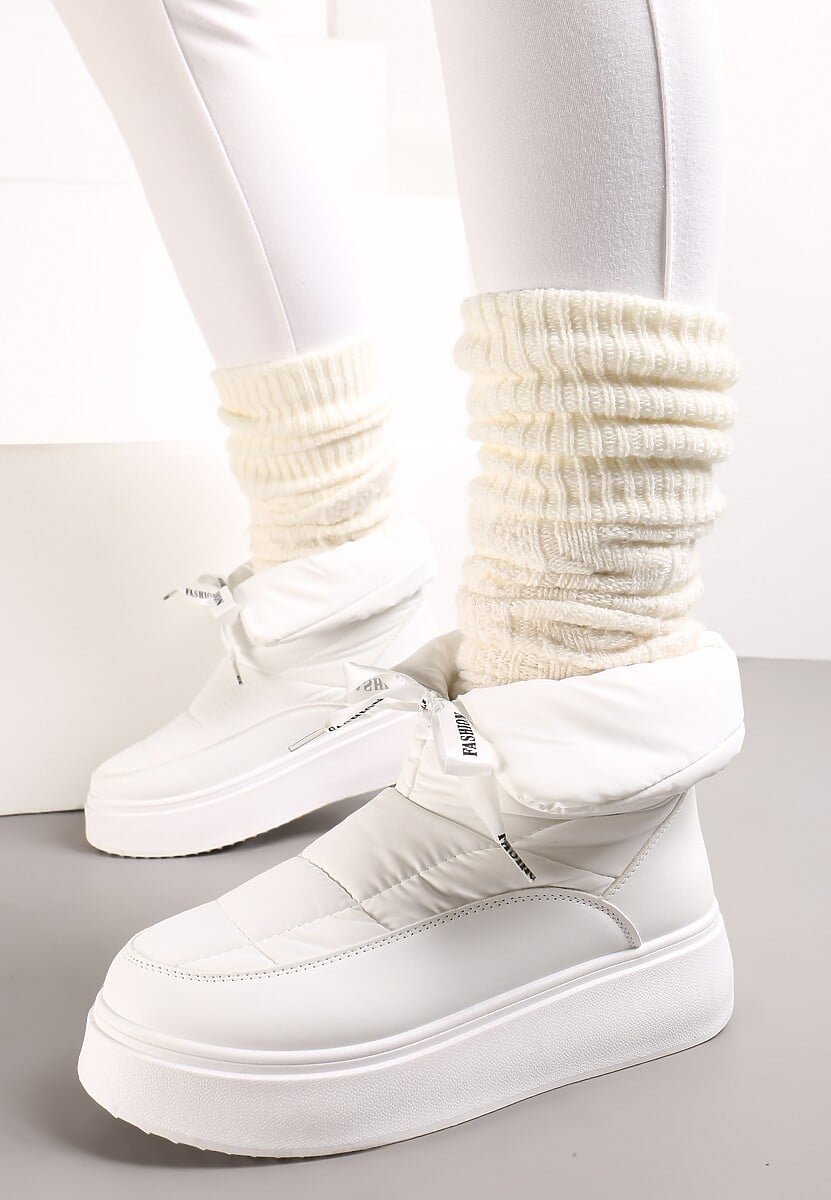 Białe Śniegowce z Ozdobną Wstążką Wokół Kostki Rohessi