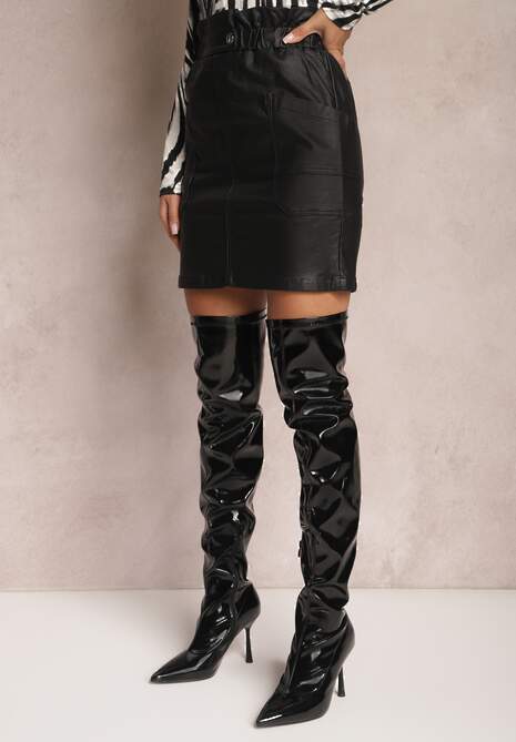 Czarna Dopasowana Spódnica Mini z Imitacji Skóry z Gumką w Talii i Kieszeniami Anishree