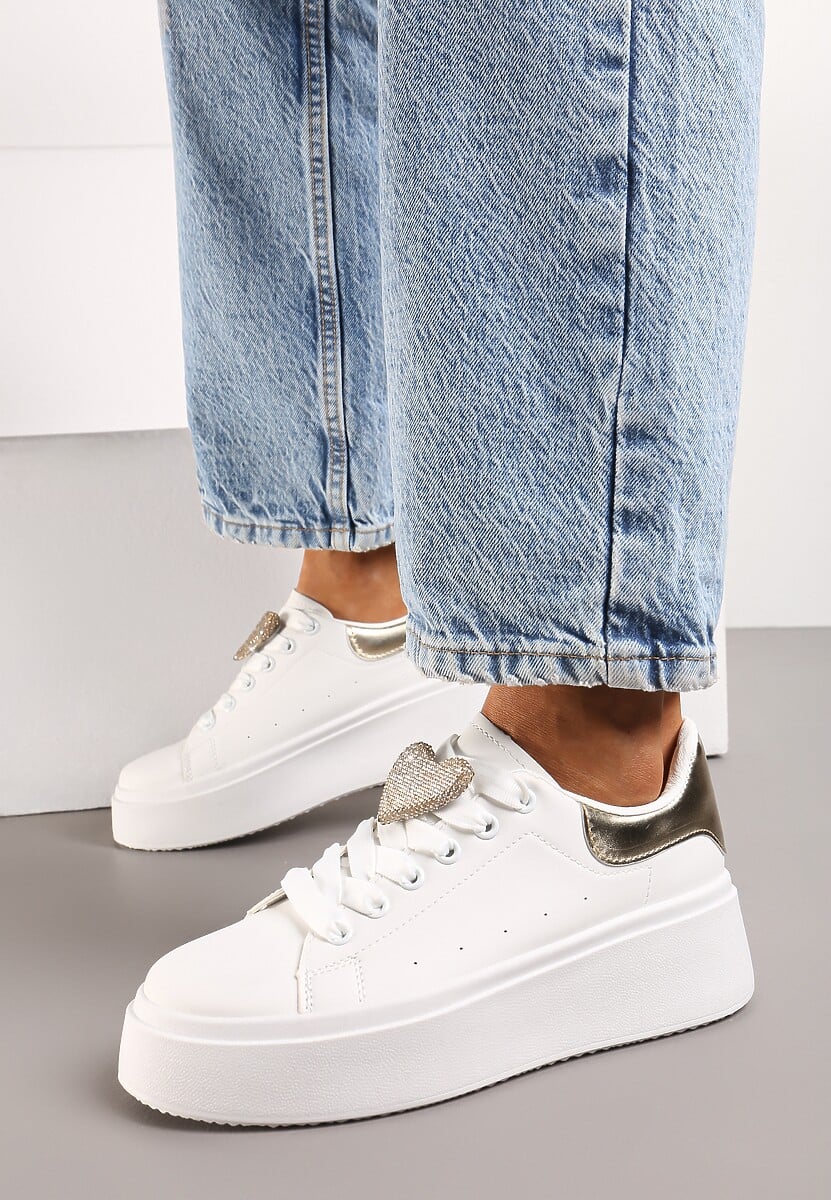 Biało-Złote Wiązane Casualowe Sneakersy na Platformie z Cyrkoniami i Metalową Aplikacją Illita