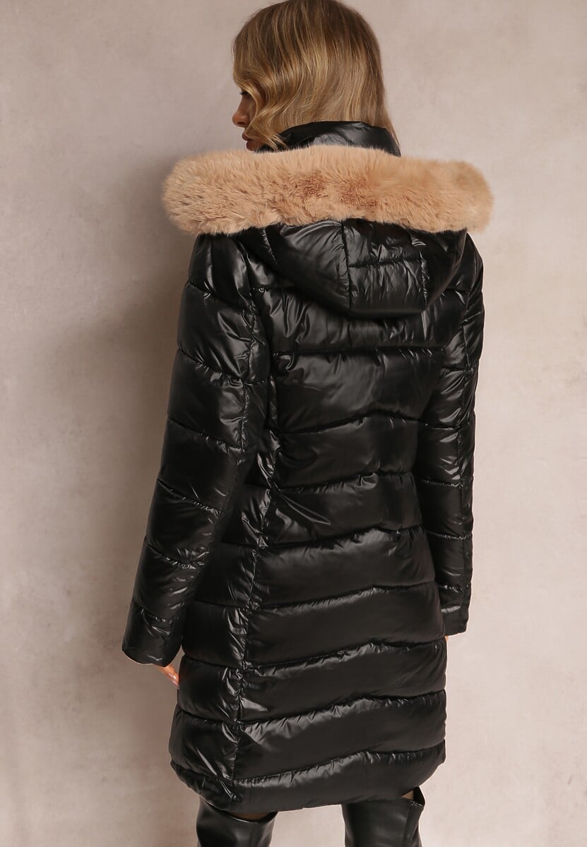 Czarna Dwustronna Kurtka Płaszcz z Klasycznym Pikowaniem i Kapturem z Futerkiem Nuncos