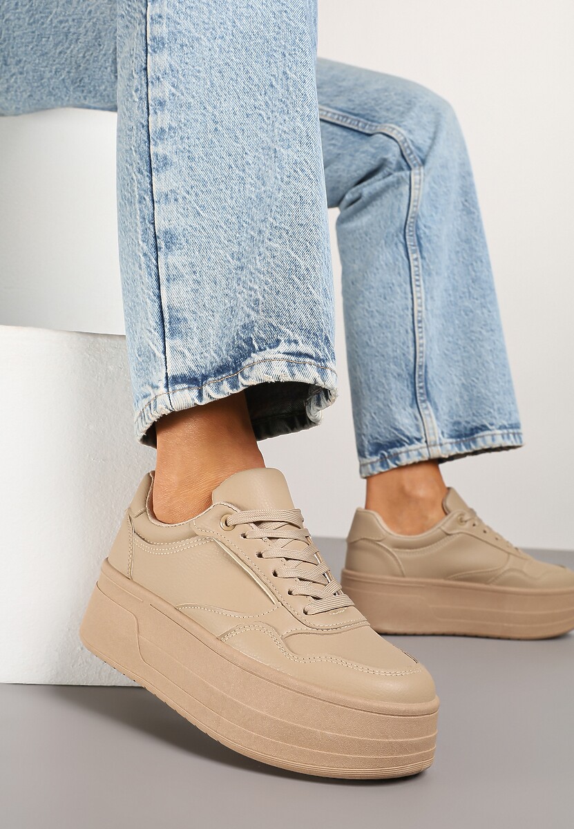 Białe Sneakersy na Platformie Ozdobionej Tłoczeniem Vaiviera