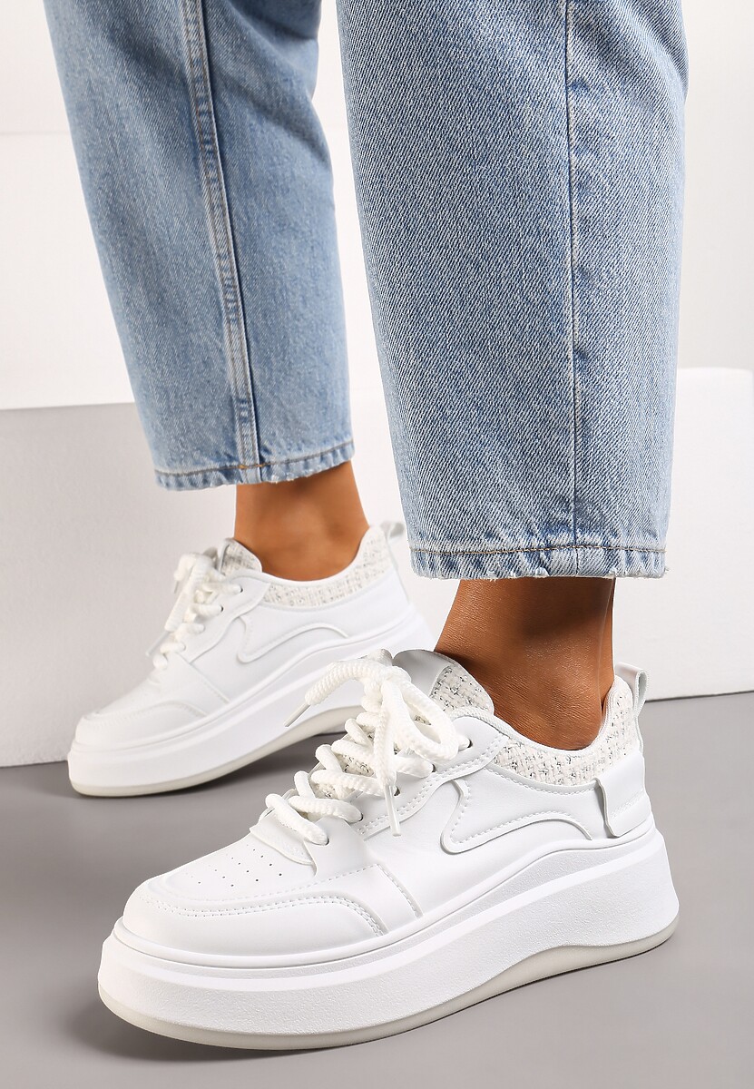 Biało-Beżowe Sneakersy na Platformie przed Kostkę z Ozdobnymi Przeszyciami Arsicada