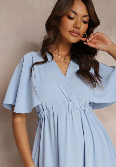 Niebieska Sukienka z Gumką w Talii Krótkim Rękawem i Kopertowym Dekoltem Kelila
