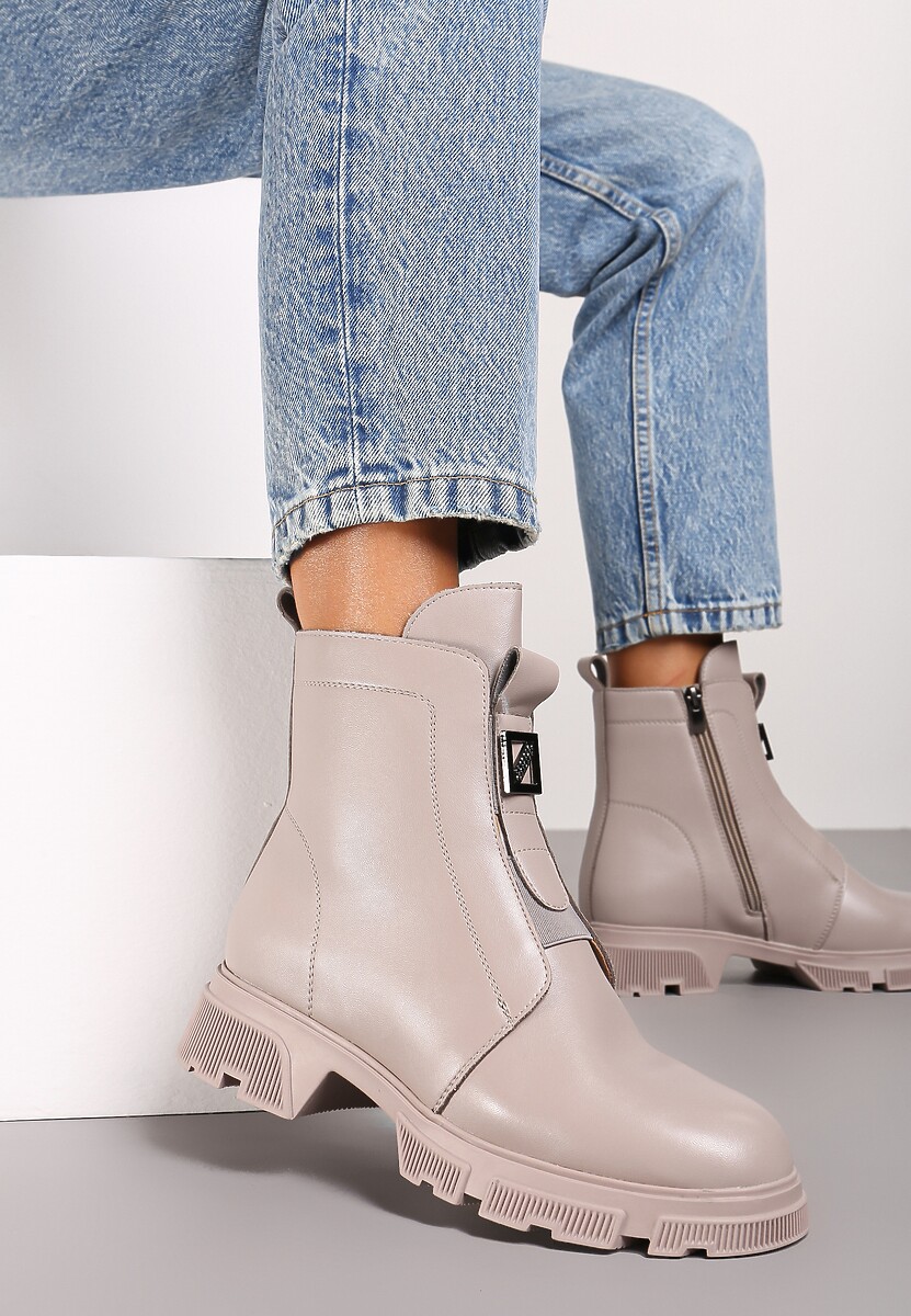 Beżowe Botki za Kostkę z Metalową Klamerką Junni