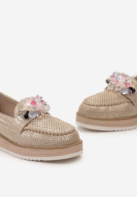Złote Ażurowe Mokasyny z Kryształkami na Niskiej Platformie Kisarra