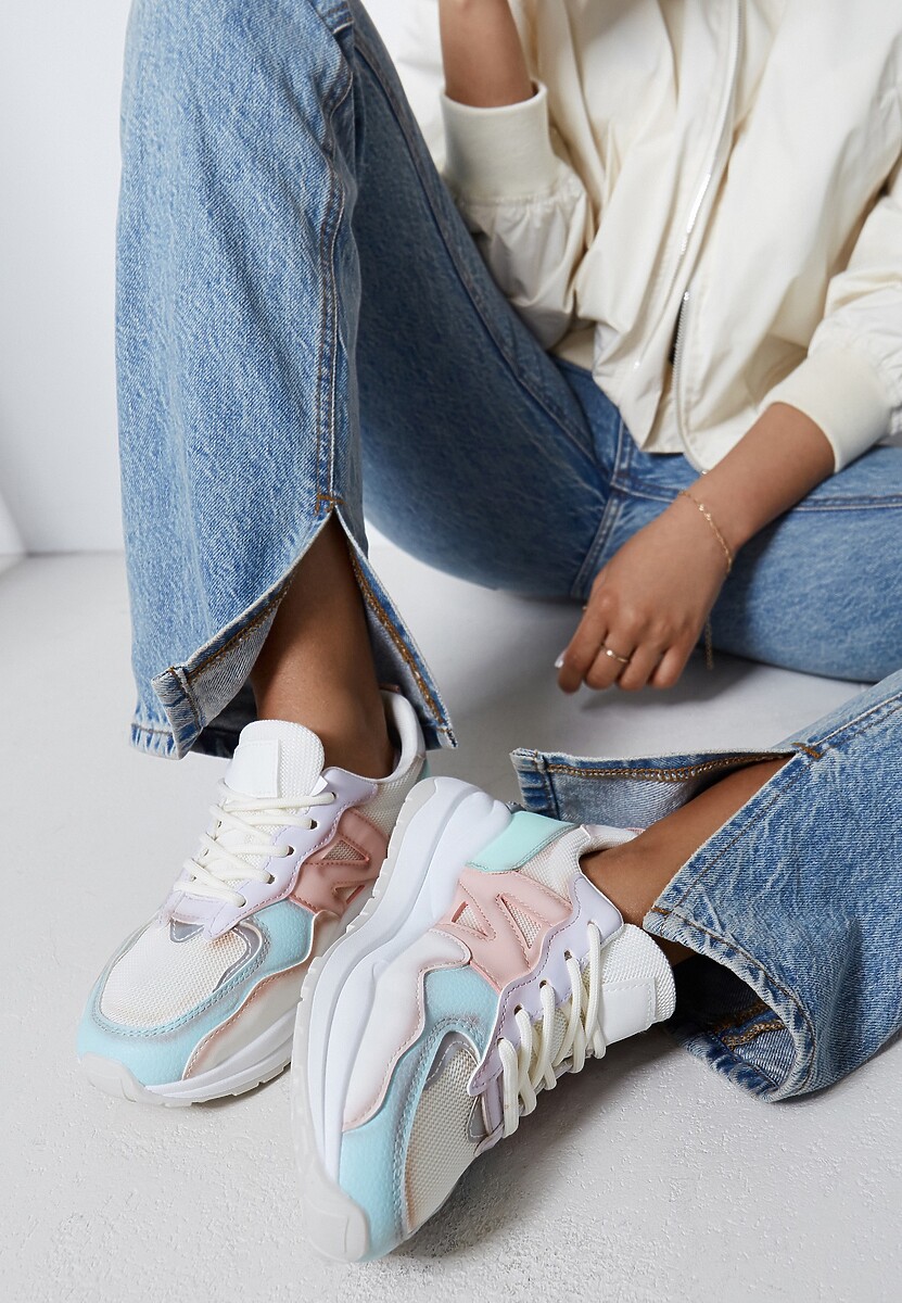 Czarne Sneakersy Przed Kostkę Zdobione Przeszyciami Flallesi