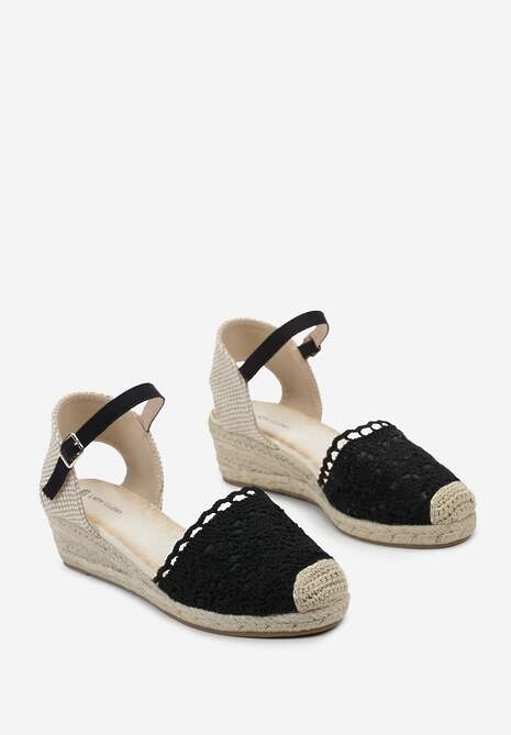 Czarne Sandały w Stylu Espadryli na Koturnie z Plecionką i Ażurowym Noskiem Bellisae