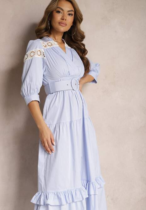 Jasnoniebieska Sukienka z Dekoltem na Zakładkę Paskiem w Talii o Rozkloszowanym Kroju Pialisa