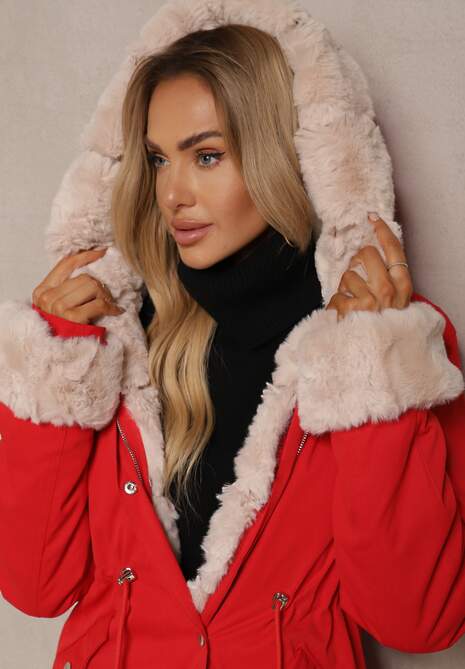 Czerwona Kurtka Parka o Klasycznym Kroju z Kapturem i Futrem z Możliwością Odpięcia Ninnorina