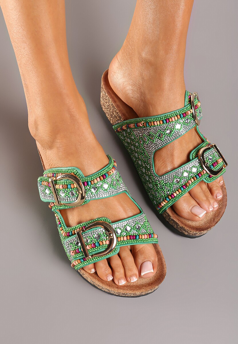 Zielone Płaskie Klapki na Korkowej Podeszwie z Ozdobnymi Klamrami i Koralikami Tinalins