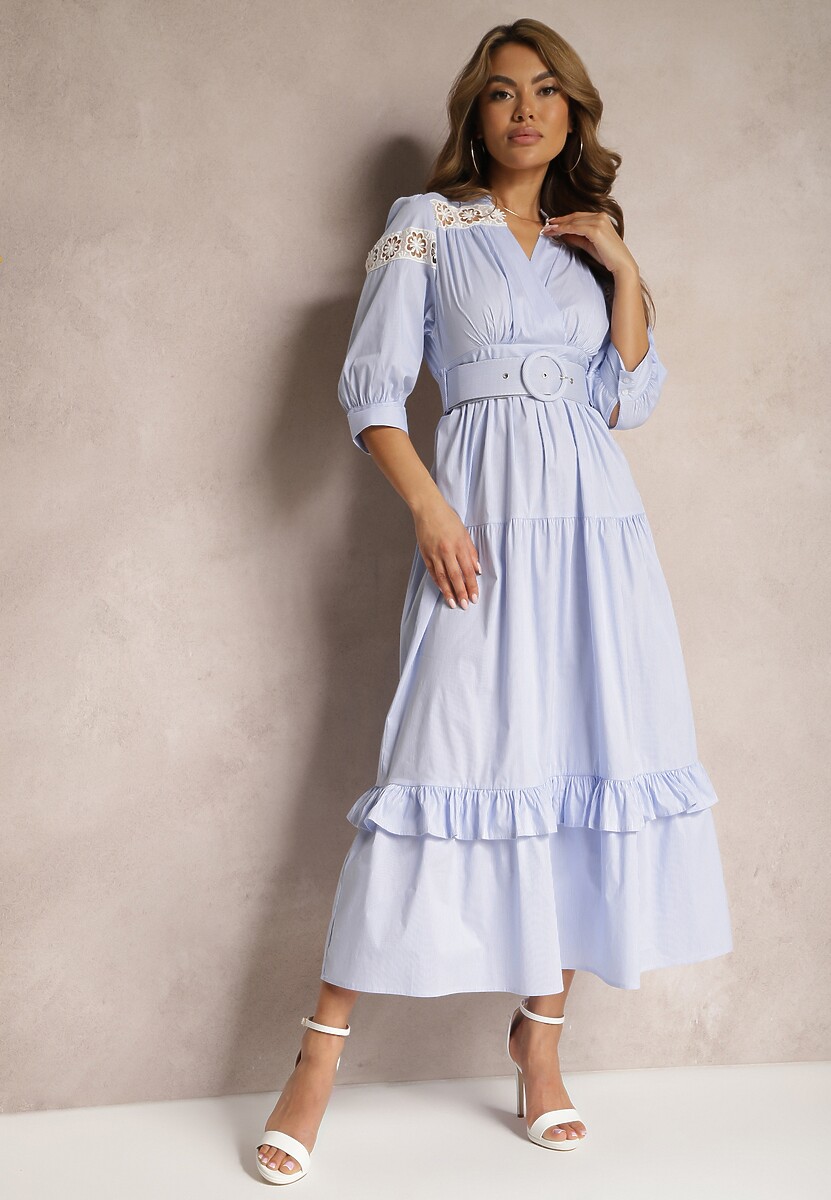 Jasnoniebieska Sukienka z Dekoltem na Zakładkę Paskiem w Talii o Rozkloszowanym Kroju Pialisa