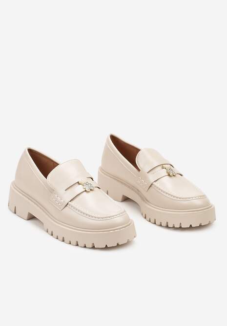 Beżowe Mokasyny na Płaskiej Podeszwie Wykończone Aplikacją w Kształcie Misia Penivia