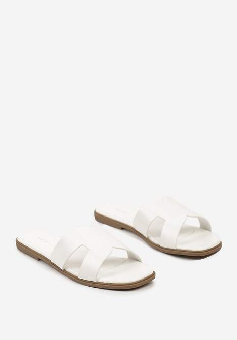 Białe Klapki na Płaskiej Podeszwie Ozdobione Metalicznymi Paskami i Kwadratowym Noskiem Sonivia