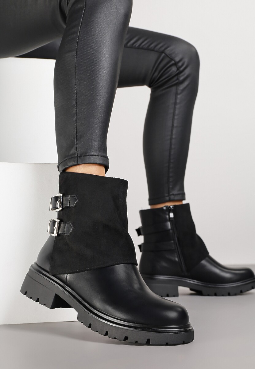 Czarne Botki Bikery z Wywiniętą Cholewką i Dwiema Klamrami Parotie