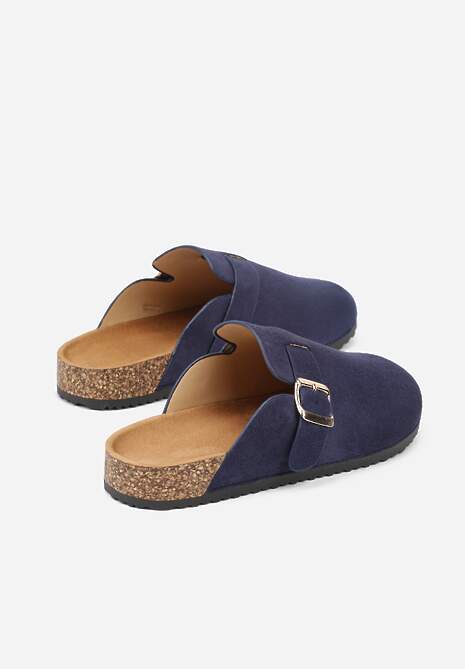 Granatowe Klapki Ozdobione Klamrą na Pasku Zelevelis