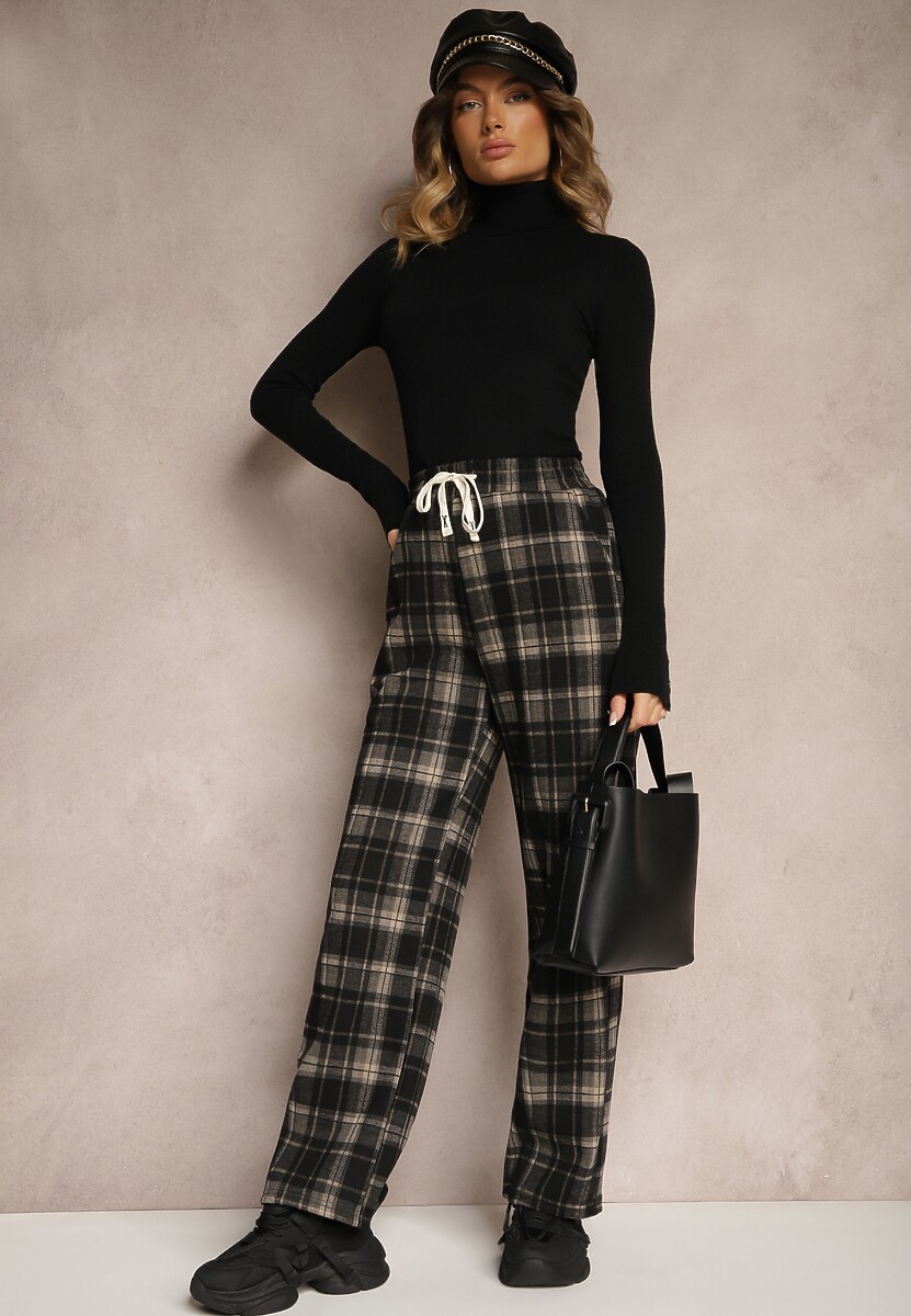 Czarne Szerokie Spodnie w Kratkę Ocieplane z Gumką w Talii i Kieszeniami Sanavira